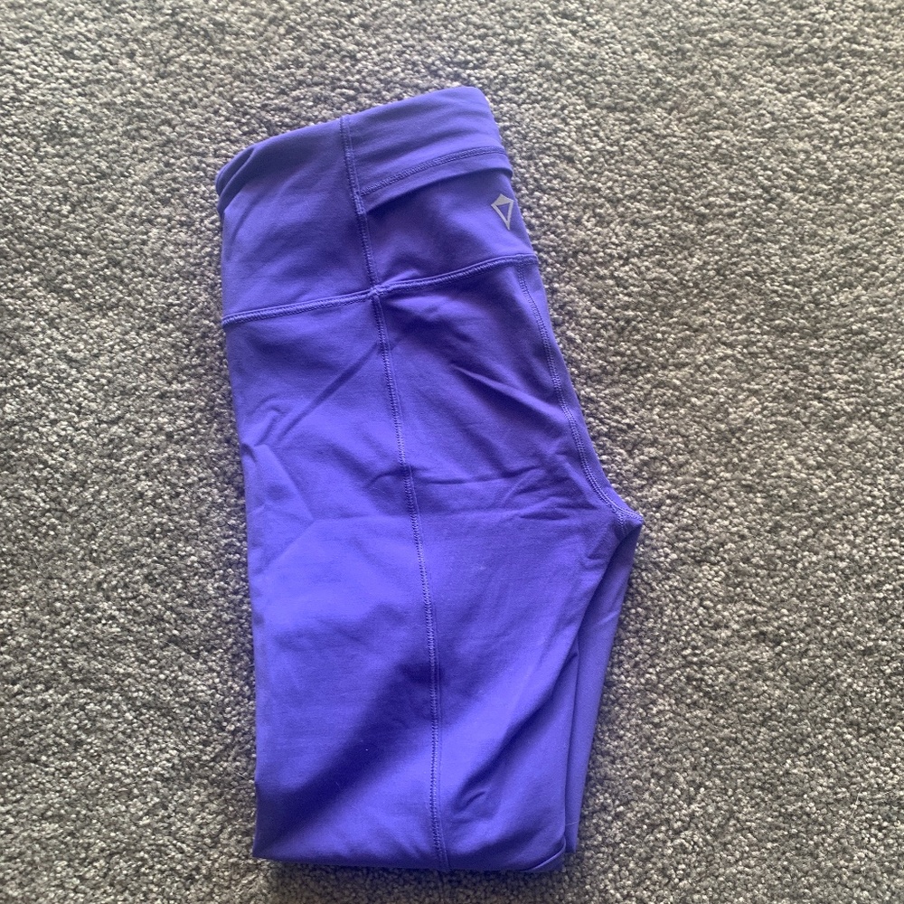 Ivivva mesh leggings